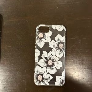 Kate Spade iPhone case (iPhone 7, 8, SE 2nd or 3rd gen.)